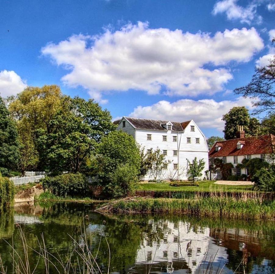 The Old Manse B&B Bures Exteriér fotografie